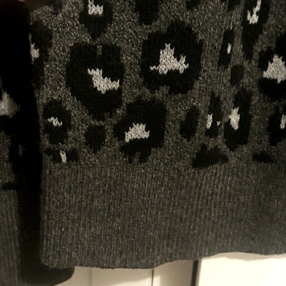 Lucky Brand Animal Print Sweater Cheetah Leopard Small - Picture 4 of 12